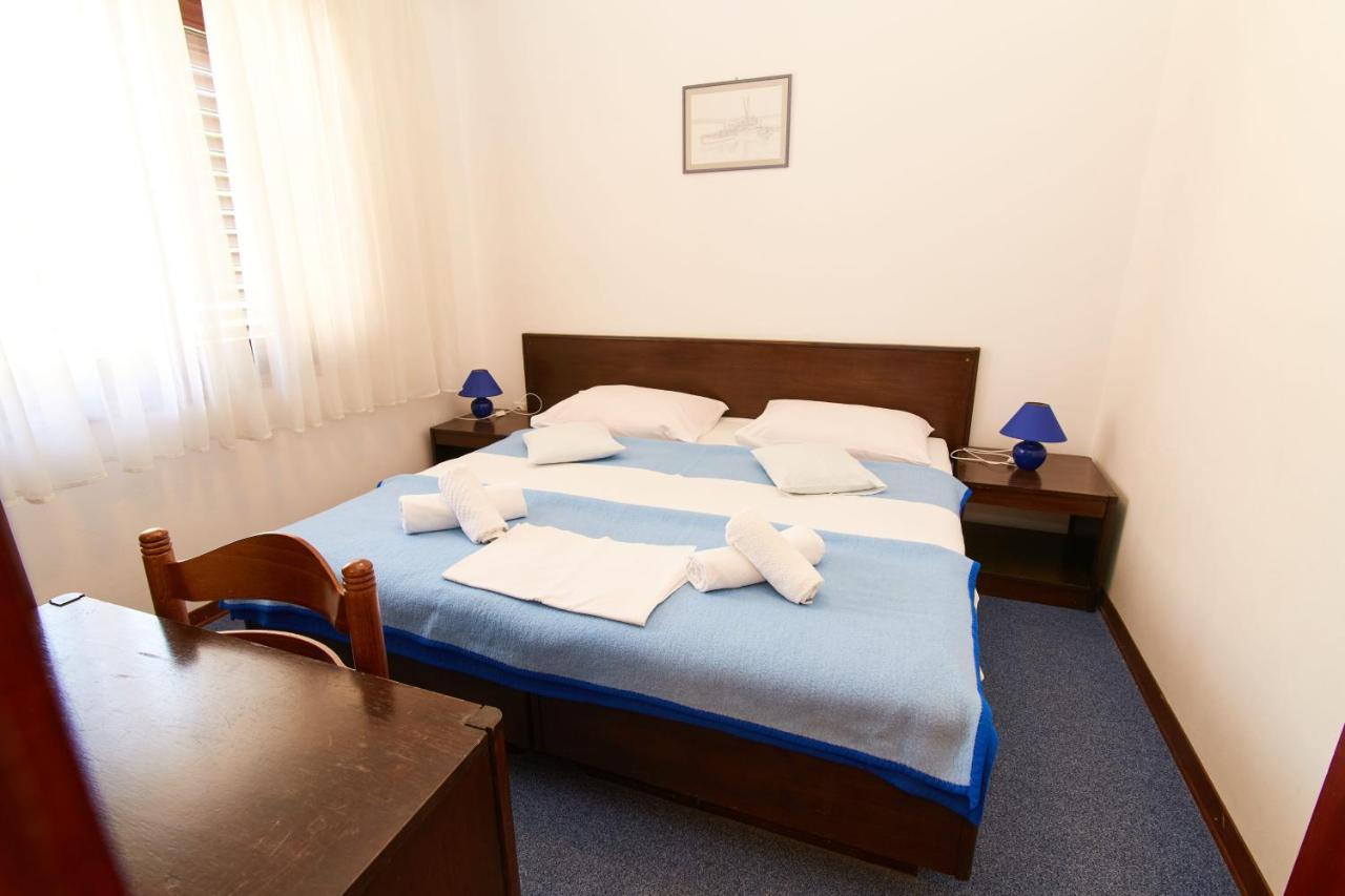 Apartments And Rooms With Parking Space Crikvenica - 19125 Exteriör bild