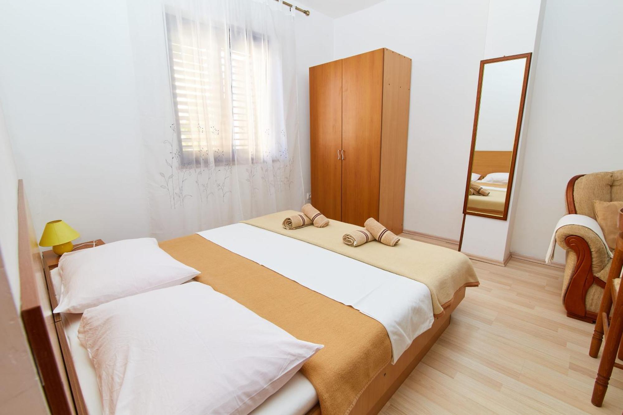 Apartments And Rooms With Parking Space Crikvenica - 19125 Rum bild